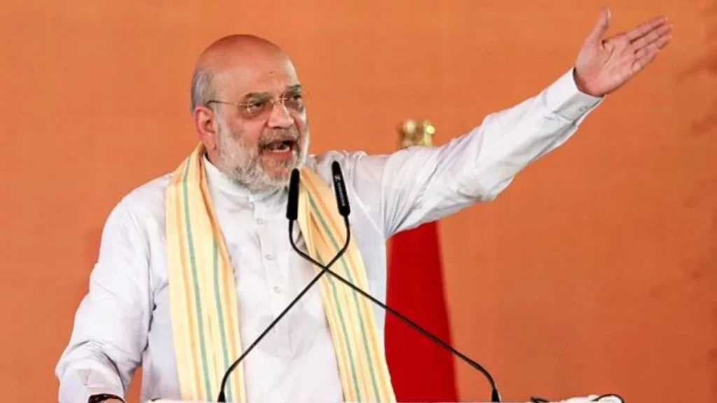 BNS को लेकर अमित शाह का बड़ा दावा, बोले- FIR से सुप्रीम कोर्ट तक 3 साल में न्याय का लक्ष्य BNS को लेकर अमित शाह का बड़ा दावा, बोले- FIR से सुप्रीम कोर्ट तक 3 साल में न्याय का लक्ष्य