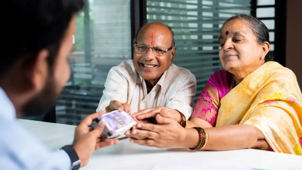 बिहार में बुजुर्गों को हर महीने मिलेंगे 1,100 रुपये, जानें पात्रता, दस्तावेज और आवेदन का तरीका बिहार में बुजुर्गों को हर महीने मिलेंगे 1,100 रुपये, जानें पात्रता, दस्तावेज और आवेदन का तरीका