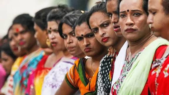 गरिमा गृह योजना: ट्रांसजेंडर लोगों के लिए सरकार की बड़ी पहल, मिलेगा मुफ्त आश्रय, भोजन और चिकित्सा सुविधा गरिमा गृह योजना: ट्रांसजेंडर लोगों के लिए सरकार की बड़ी पहल, मिलेगा मुफ्त आश्रय, भोजन और चिकित्सा सुविधा