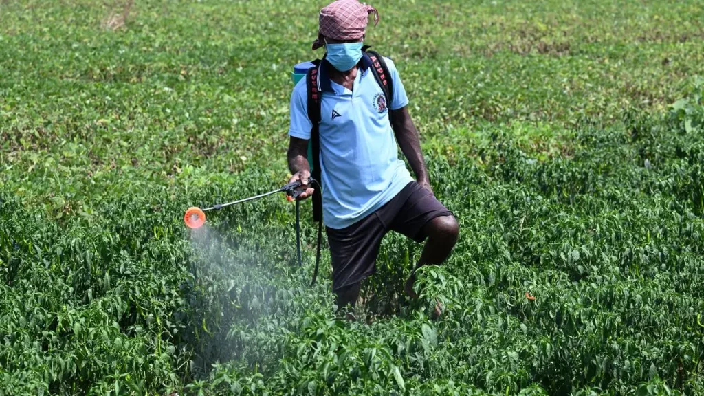 धानुका एग्रीटेक ने लॉन्च किया वेटसिट नियो, फसल सुरक्षा स्प्रे की बढ़ेगी दक्षता