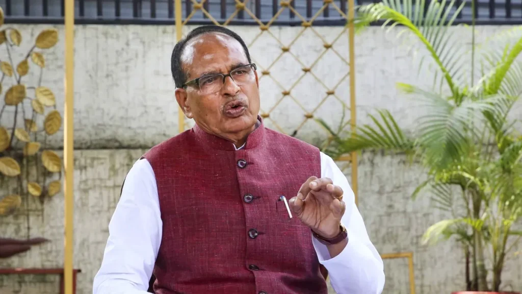 महिला किसान दिवस: शिवराज सिंह चौहान का बड़ा ऐलान, महिला किसानों को मिलेगी पहचान; सांची में 46 सड़कों का भूमिपूजन