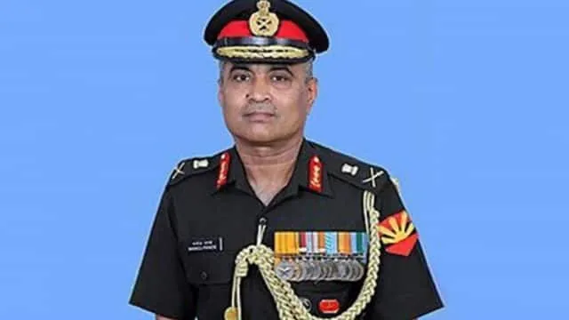 सेना प्रमुख जनरल मनोज पांडे उज्बेकिस्तान की यात्रा के लिये हुए रवाना
