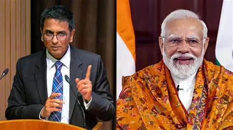 CJI chandrachud ने बुलाया और PM Modi गए, गणपति पूजा की इन सुंदर तस्वीरों पर बहस क्यों?