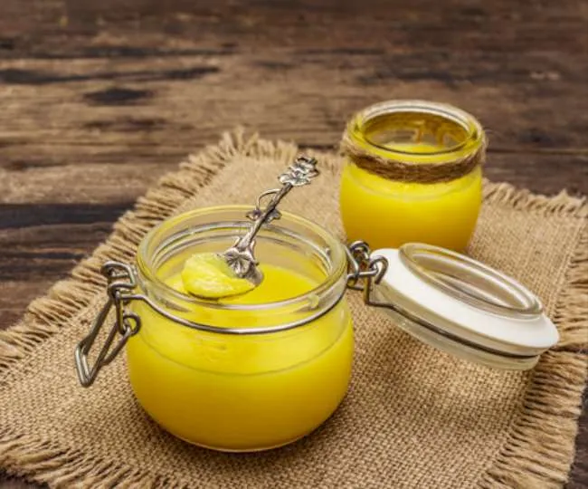 Ghee Benefits: गाय या भैंस.. किसका घी सबसे अच्छा है? वजन कम करना, सूजन कम करना, जानें इसके लाभ Ghee Benefits: गाय या भैंस.. किसका घी सबसे अच्छा है? वजन कम करना, सूजन कम करना, जानें इसके लाभ