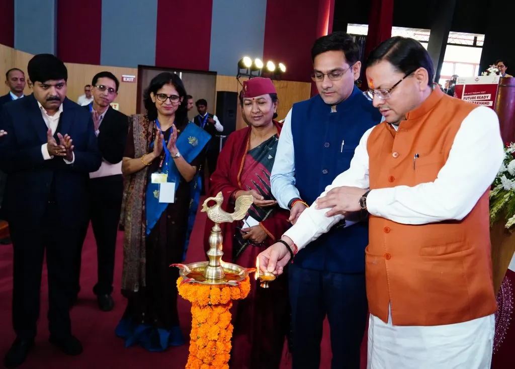 CM Pushkar Dhami ने दून विश्वविद्यालय में कौशल विकास एवं रोजगार कॉन्क्लेव में प्रतिभाग किया। CM Pushkar Dhami ने दून विश्वविद्यालय में कौशल विकास एवं रोजगार कॉन्क्लेव में प्रतिभाग किया।