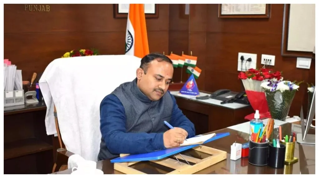 Sibin C: पंजाब विधानसभा की 4 सीटों पर 23 नवंबर को होने वाले उपचुनाव की पूरी, तैयारी पूरी Sibin C: पंजाब विधानसभा की 4 सीटों पर 23 नवंबर को होने वाले उपचुनाव की पूरी, तैयारी पूरी