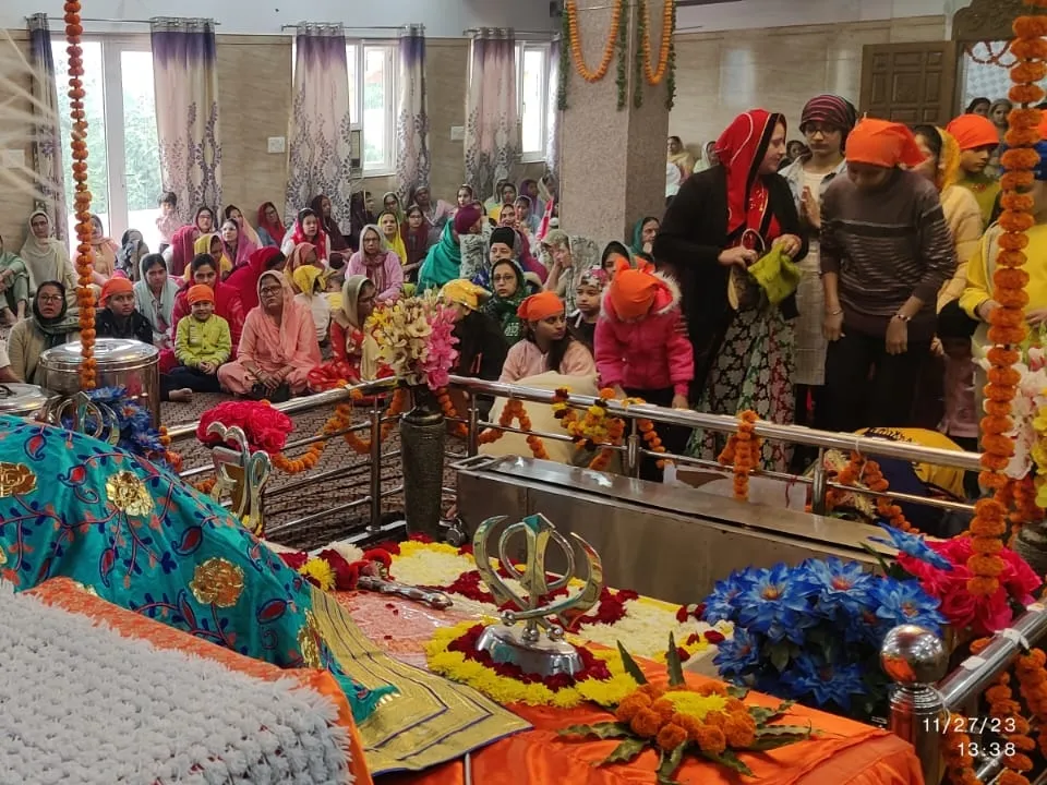 Guru Nanak Jayanti 2024: भारत-पाकिस्तान बार्डर के इस गुरुद्वारे में 68 साल सिख नही हिंदू और सिंधी हैं सेवादार Guru Nanak Jayanti 2024: भारत-पाकिस्तान बार्डर के इस गुरुद्वारे में 68 साल सिख नही हिंदू और सिंधी हैं सेवादार