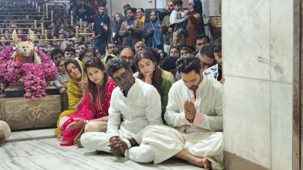 “Baby John” की सफलता की कामना करने के लिए वरुण-कीर्ति ने भस्म आरती में हुए शामिल बेबी जॉन 2