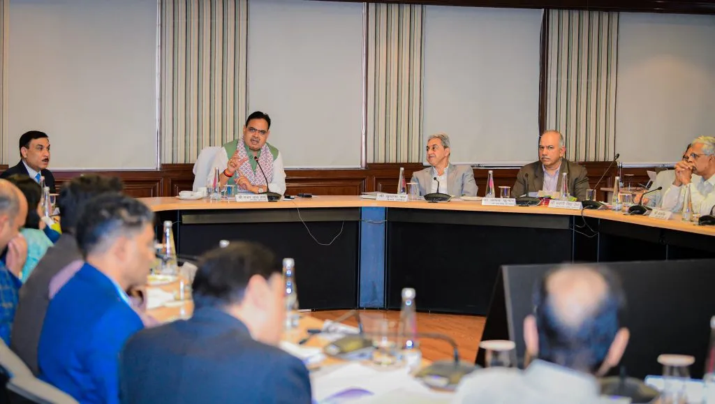 CM Bhajanlal Sharma ने राज्य सरकार की पहली वर्षगांठ के कार्यक्रमों की तैयारियों को लेकर ली उच्चस्तरीय बैठक CM Bhajanlal Sharma ने राज्य सरकार की पहली वर्षगांठ के कार्यक्रमों की तैयारियों को लेकर ली उच्चस्तरीय बैठक