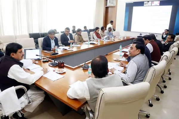 मुख्यमंत्री डॉ. मोहन यादव ने रीवा एवं शहडोल संभाग में चल रहे विकास एवं निर्माण कार्यों की समीक्षा की मुख्यमंत्री डॉ. मोहन यादव ने रीवा एवं शहडोल संभाग में चल रहे विकास एवं निर्माण कार्यों की समीक्षा की