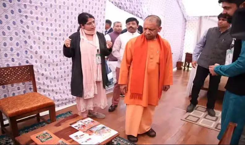 मुख्यमंत्री योगी आदित्यनाथ जी ने जनपद प्रयागराज में महाकुम्भ-2025 की तैयारियों का निरीक्षण किया मुख्यमंत्री योगी आदित्यनाथ जी ने जनपद प्रयागराज में महाकुम्भ-2025 की तैयारियों का निरीक्षण किया