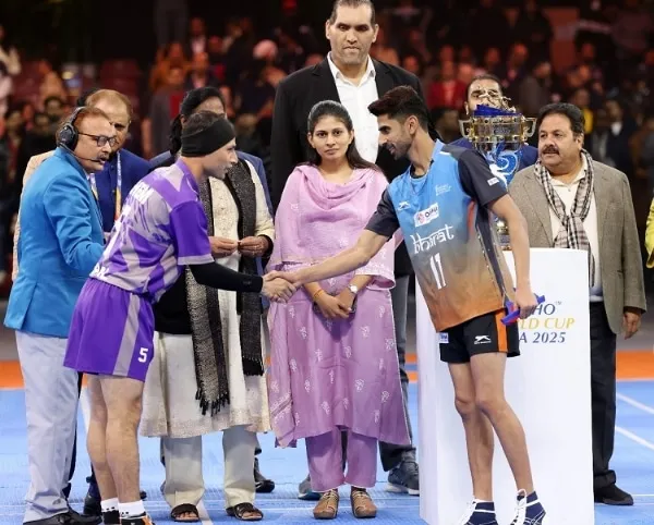 खो खो विश्व कप: उपराष्ट्रपति और खेल मंत्री ने उद्घाटन समारोह में भाग लिया..। भारत ने नेपाल को हराकर जीता पहला मैच खो खो विश्व कप: उपराष्ट्रपति और खेल मंत्री ने उद्घाटन समारोह में भाग लिया..। भारत ने नेपाल को हराकर जीता पहला मैच