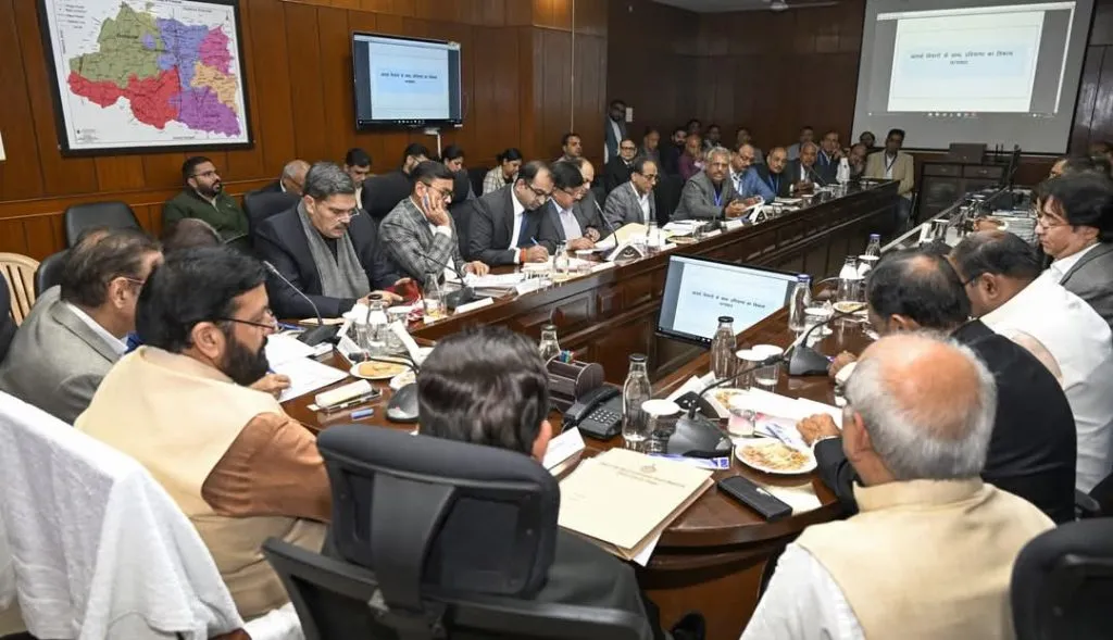 मुख्यमंत्री श्री नायब सिंह सैनी ने पानीपत में कपड़ा उद्योग संघों के प्रतिनिधियों के साथ पूर्व बजट परामर्श बैठक की