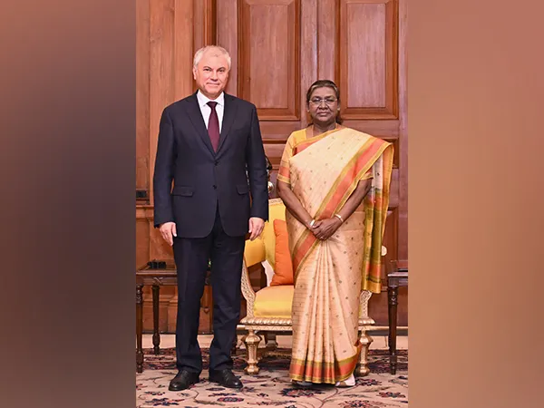 राष्ट्रपति श्रीमती द्रौपदी मुर्मु से रूस संसदीय प्रतिनिधिमंडल ने मुलाकात की