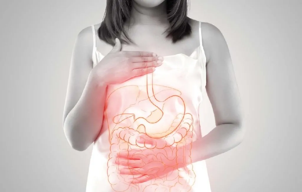 गैस्ट्रिक कैंसर: कहीं आपके पेट में भी तो नहीं बन रहे हैं कैंसर सेल्स? पहचान सकते हैं इन लक्षणों से