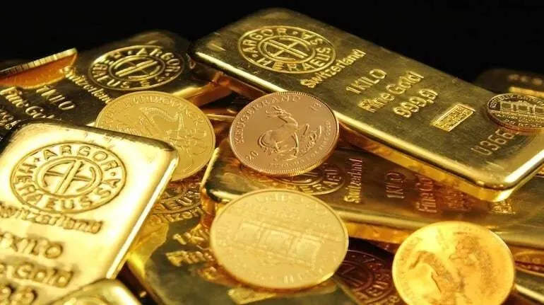 Gold Rate: सोने की कीमत में उतार-चढ़ाव के दौर में सोने के साथ क्या करें? खरीदें या बेचें Gold Rate: सोने की कीमत में उतार-चढ़ाव के दौर में सोने के साथ क्या करें? खरीदें या बेचें