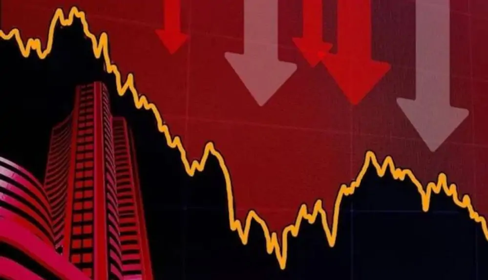 Stock Market Crash: सेंसेक्स में भारी गिरावट, रिलायंस-TCS के शेयर हुए धड़ाम