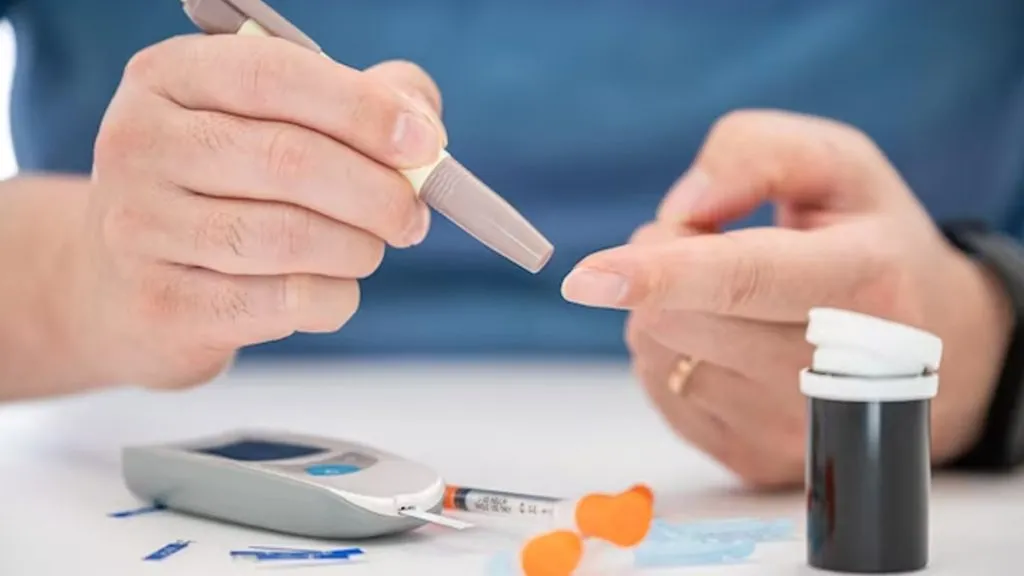 Best Time to Check Blood Sugar: डायबिटीज कंट्रोल के लिए जानें कब करें टेस्ट Best Time to Check Blood Sugar: डायबिटीज कंट्रोल के लिए जानें कब करें टेस्ट