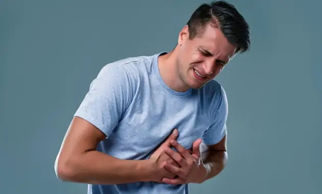 हार्ट अटैक से पहले शरीर देता है ये 3 अहम संकेत, जानिए शुरुआती लक्षण हार्ट अटैक से पहले शरीर देता है ये 3 अहम संकेत, जानिए शुरुआती लक्षण