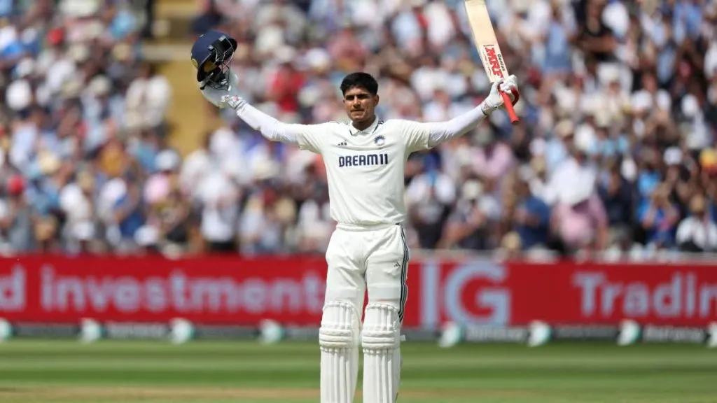 Shubman Gill Double Century in England: इंग्लैंड में दोहरा शतक जड़ने वाले तीसरे भारतीय बने शुभमन गिल, जानिए बाकी दो दिग्गज कौन हैं