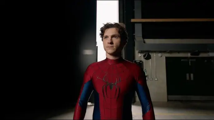 Tom Holland का नया Spider-Man सूट हुआ वायरल, पुराने स्पाइडीज को दिया ट्रिब्यूट?