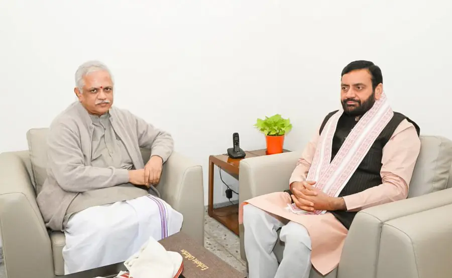 दिल्ली में बीजेपी के राष्ट्रीय महामंत्री (संगठन) बी. एल. संतोष से शिष्टाचार भेंट, संगठनात्मक विषयों पर हुई सकारात्मक चर्चा दिल्ली में बीजेपी के राष्ट्रीय महामंत्री (संगठन) बी. एल. संतोष से शिष्टाचार भेंट, संगठनात्मक विषयों पर हुई सकारात्मक चर्चा