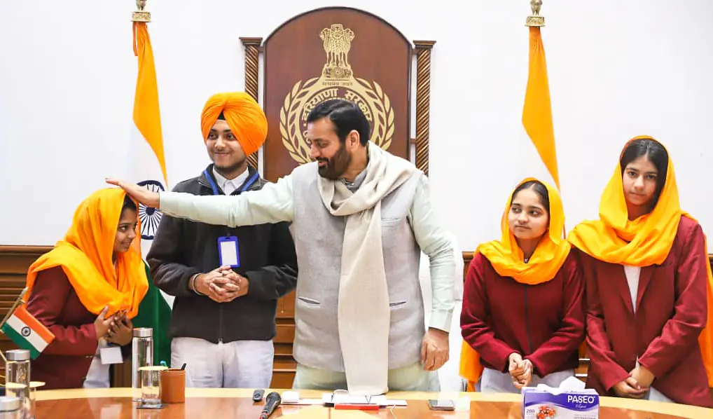 ‘वीर बाल दिवस’ पर चंडीगढ़ से जिला स्तरीय निबंध लेखन प्रतियोगिता का वर्चुअल शुभारंभ ‘वीर बाल दिवस’ पर चंडीगढ़ से जिला स्तरीय निबंध लेखन प्रतियोगिता का वर्चुअल शुभारंभ