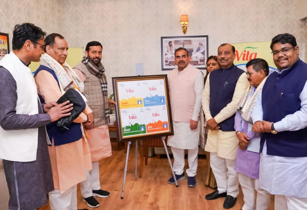 वीटा की पहल से स्वदेशी को मिलेगा नया बल, हर उत्पाद पैकेट पर अंकित होगा प्रेरक संदेश