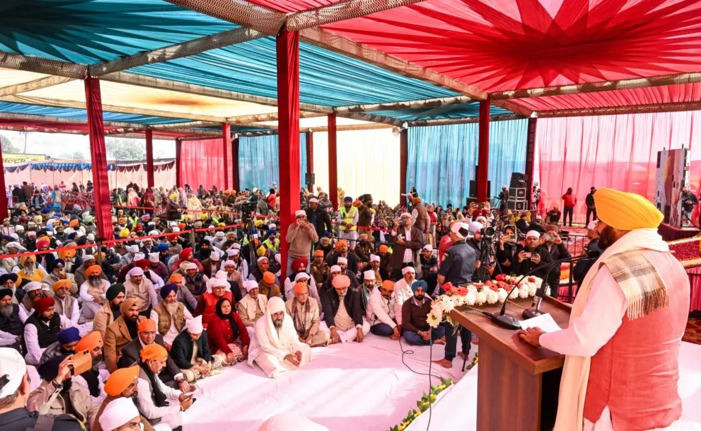 भंभौली गुरुद्वारा साहिब में श्री गुरु तेग बहादुर जी के 350वें शहीदी दिवस पर भव्य शहीदी समागम