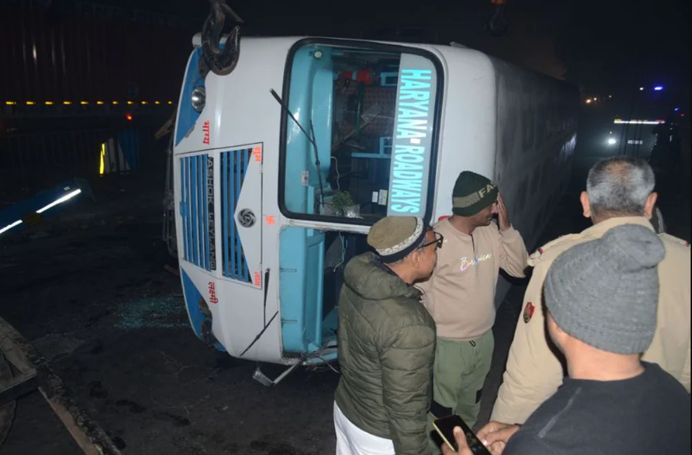 करनाल बस दुर्घटना: परिवहन मंत्री अनिल विज ने जांच के आदेश दिए, धुंध में गति सीमा को लेकर सख्त निर्देश