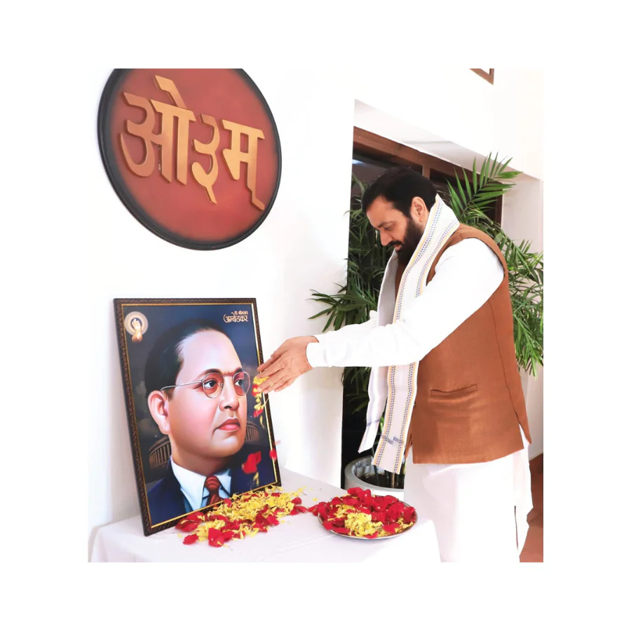 संत कबीर कुटीर में डॉ. बाबासाहेब अंबेडकर को महापरिनिर्वाण दिवस पर भावपूर्ण श्रद्धांजलि