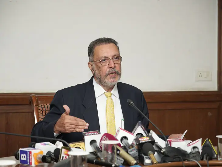 शहीदी सभा की तैयारियों को लेकर कैबिनेट मंत्री डॉ. बलबीर सिंह ने अधिकारियों के साथ की बैठक, बैठक के बाद हुए लाइव