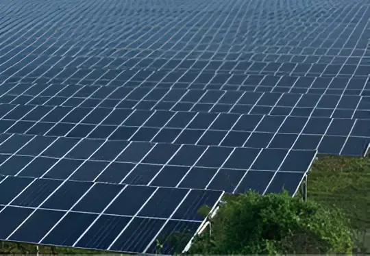 हरियाणा में अक्षय ऊर्जा को नई गति: मुख्यमंत्री नायब सैनी ने सोलर पार्कों के विकास और पुराने बिजली खंभे हटाने के दिए निर्देश