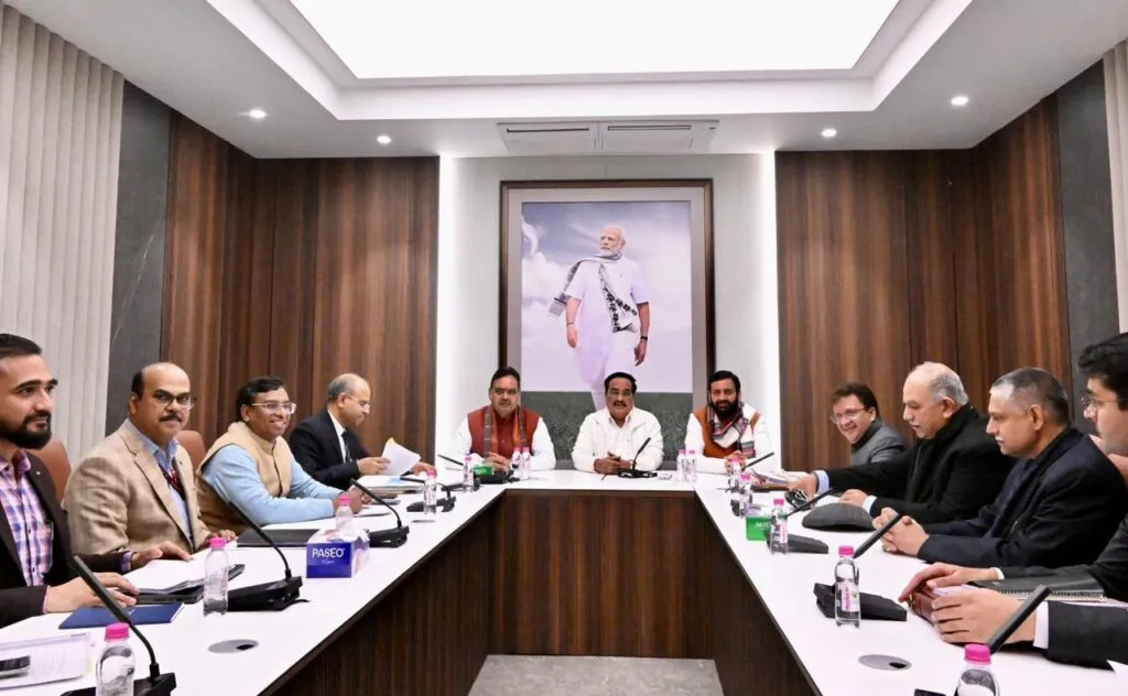 दिल्ली में केंद्रीय जल शक्ति मंत्री की अध्यक्षता में अहम बैठक, जल संसाधन प्रबंधन पर हुई विस्तृत चर्चा