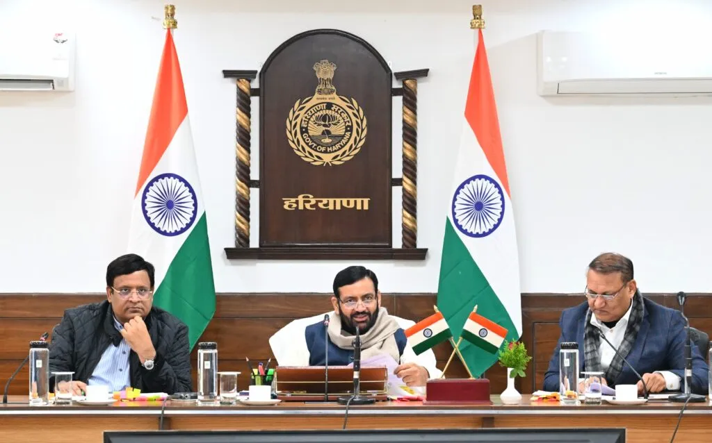 चंडीगढ़ में एचपीडब्ल्यूसी की बैठक, ₹127.87 करोड़ की शहरी विकास परियोजनाओं को मिली मंज़ूरी चंडीगढ़ में एचपीडब्ल्यूसी की बैठक, ₹127.87 करोड़ की शहरी विकास परियोजनाओं को मिली मंज़ूरी