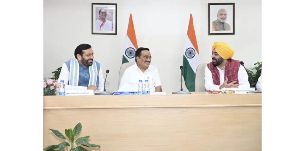 SYL मुद्दे पर हरियाणा–पंजाब की संयुक्त बैठक शुरू, दोनों राज्यों के मुख्यमंत्री हुए शामिल