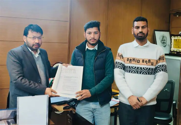 पंजाब सरकार कर्मचारियों की समस्याओं के समाधान को लेकर गंभीर, शिक्षा विभाग के 13 कर्मचारी संघों से डॉ. रवजोत सिंह की अहम बैठक पंजाब सरकार कर्मचारियों की समस्याओं के समाधान को लेकर गंभीर, शिक्षा विभाग के 13 कर्मचारी संघों से डॉ. रवजोत सिंह की अहम बैठक