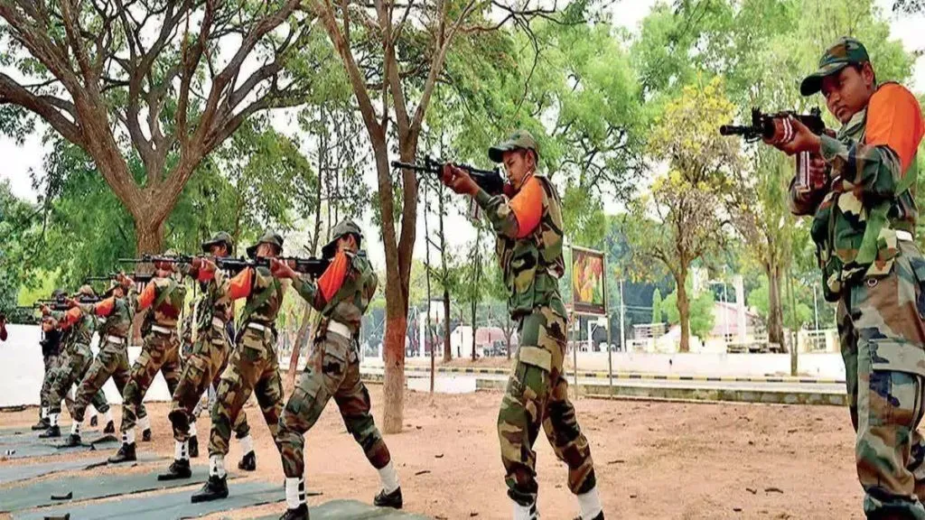 अग्निवीर भर्ती 2027: ऑनलाइन रजिस्ट्रेशन शुरू, उम्र सीमा बढ़ी; जानें कौन और कैसे कर सकता है आवेदन