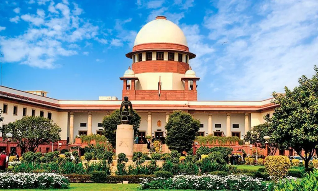 Supreme Court का बड़ा फैसला: ‘रोज 10 बीड़ी’ से आया स्ट्रोक, सैन्य सेवा से नहीं—पूर्व सैनिक की दिव्यांगता पेंशन याचिका खारिज