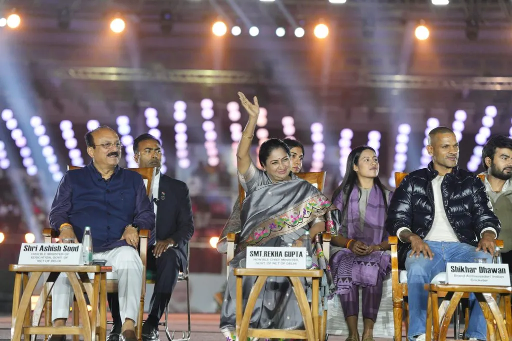 दिल्ली खेल महाकुंभ का भव्य आगाज़: 17 स्टेडियमों में 7 खेल, 20 हजार से ज्यादा खिलाड़ी दिखाएंगे दमखम दिल्ली खेल महाकुंभ का भव्य आगाज़: 17 स्टेडियमों में 7 खेल, 20 हजार से ज्यादा खिलाड़ी दिखाएंगे दमखम